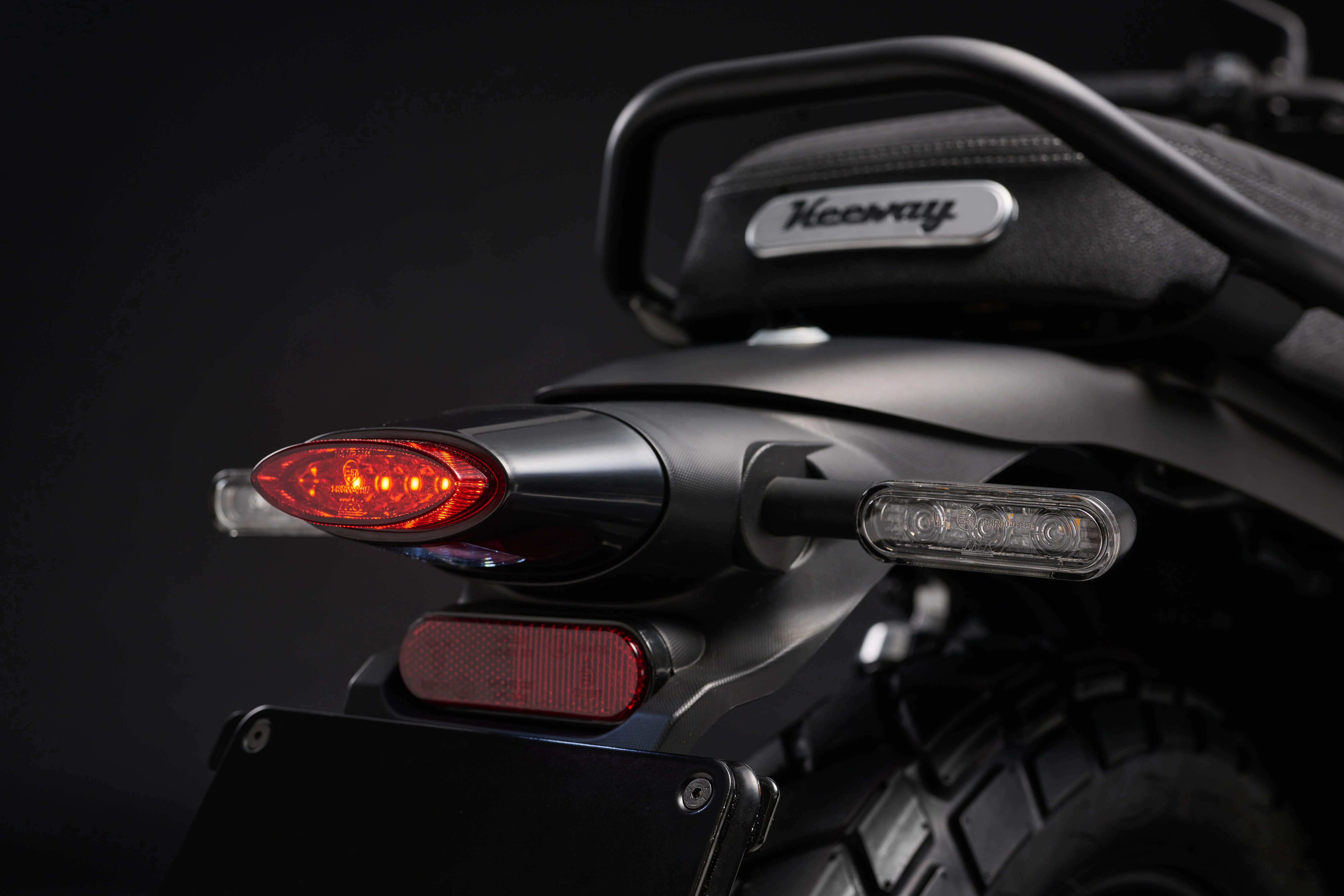 Keeway X-Light 125 - Image 18