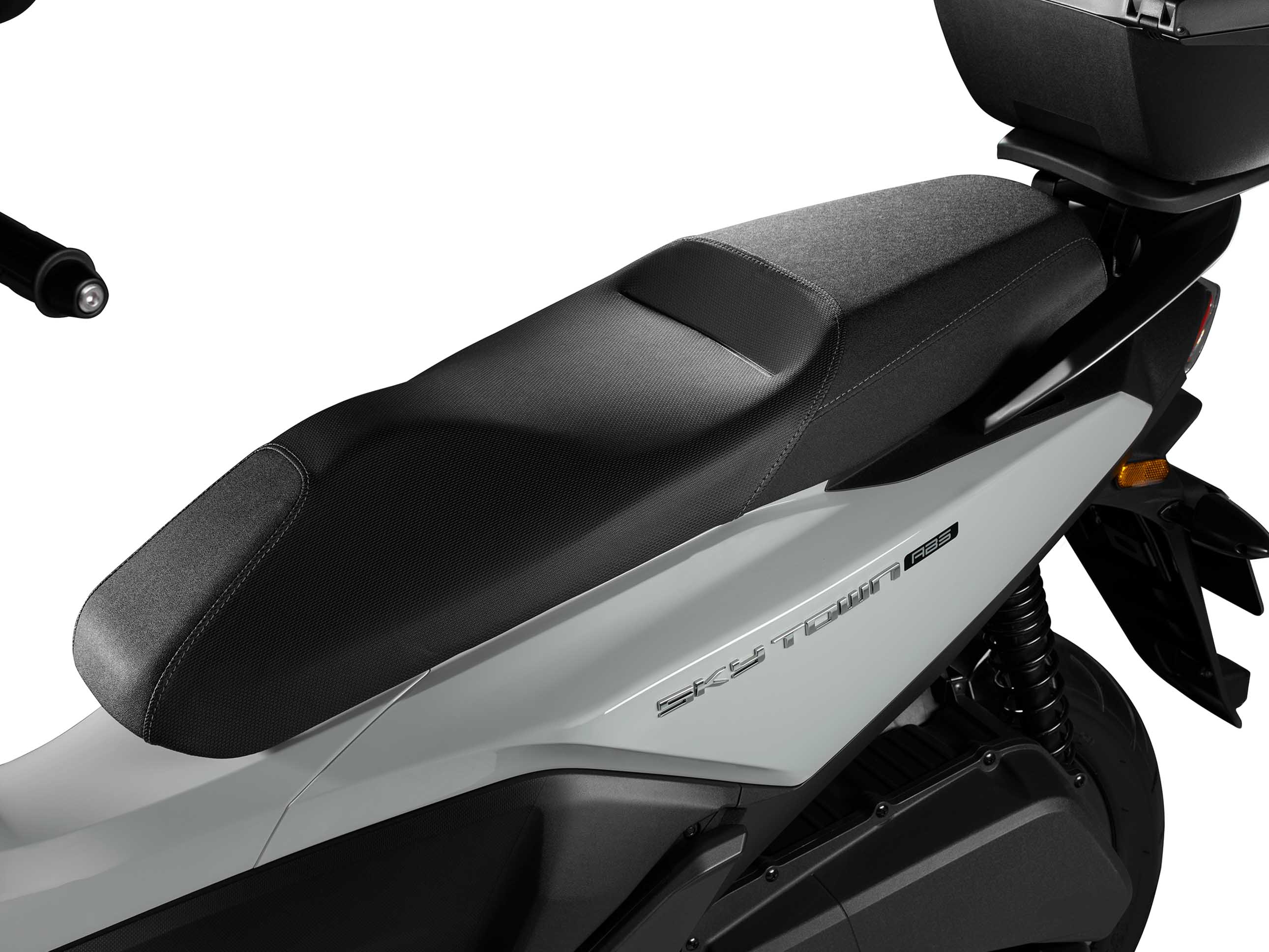 Kymco Sky Town 125 - Image 17