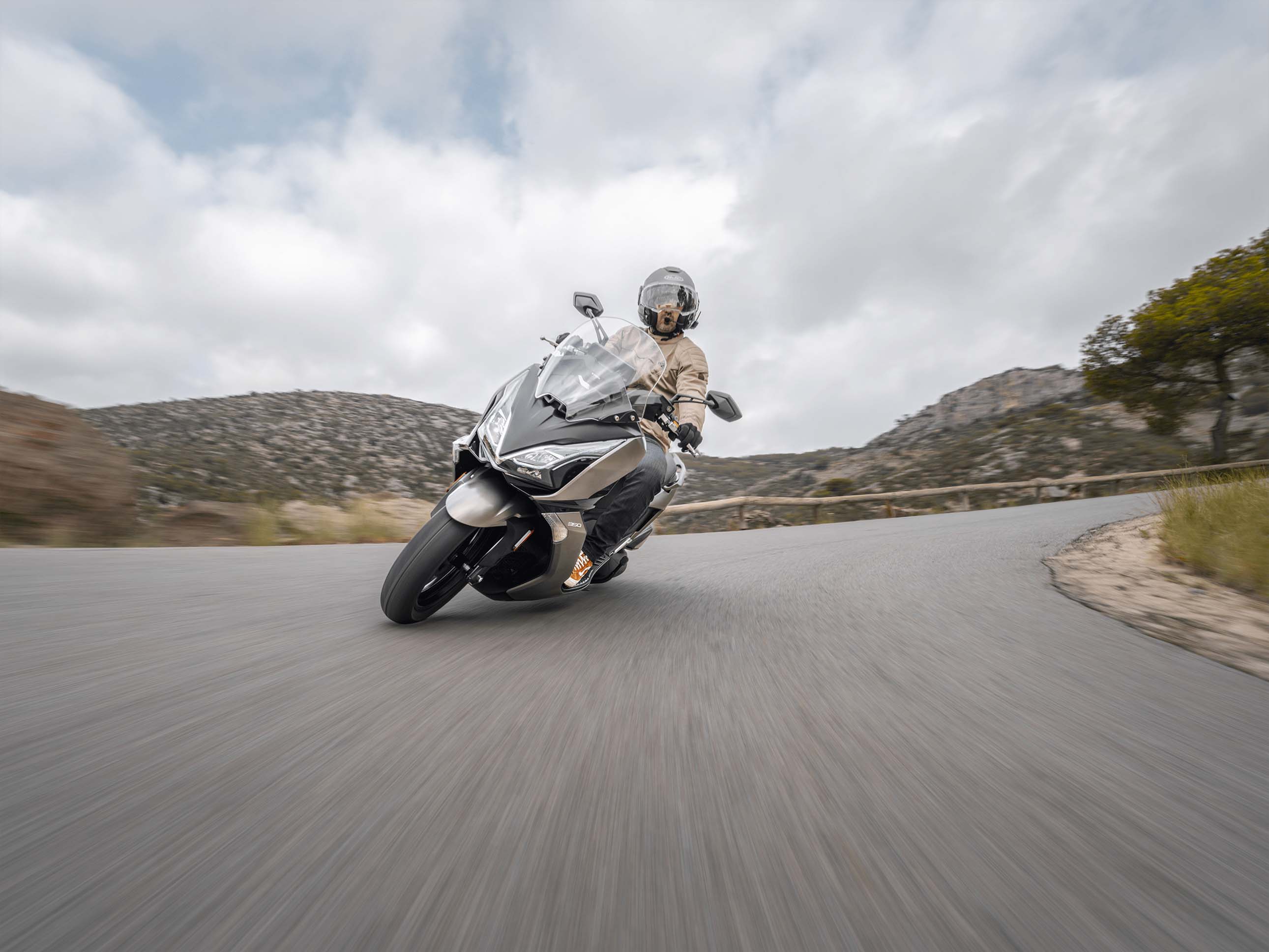 Kymco Super Dink GT 125 - Image 9