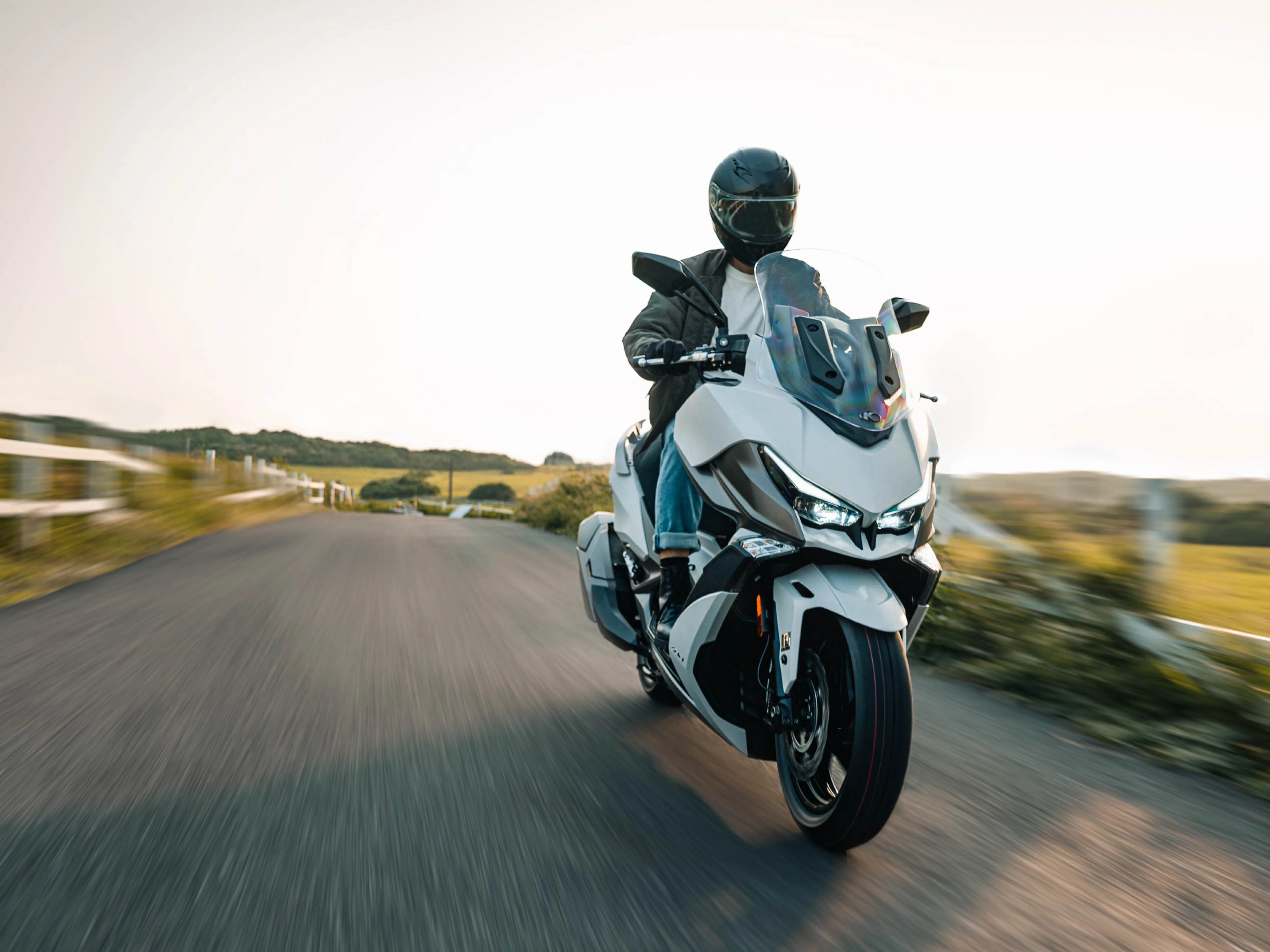 Kymco Xciting VS 400 - Image 12