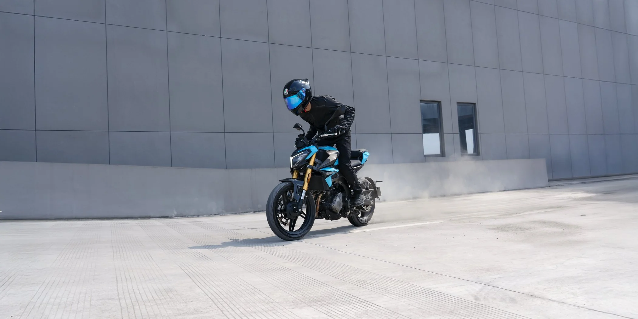 Morbidelli F352 - Image 18