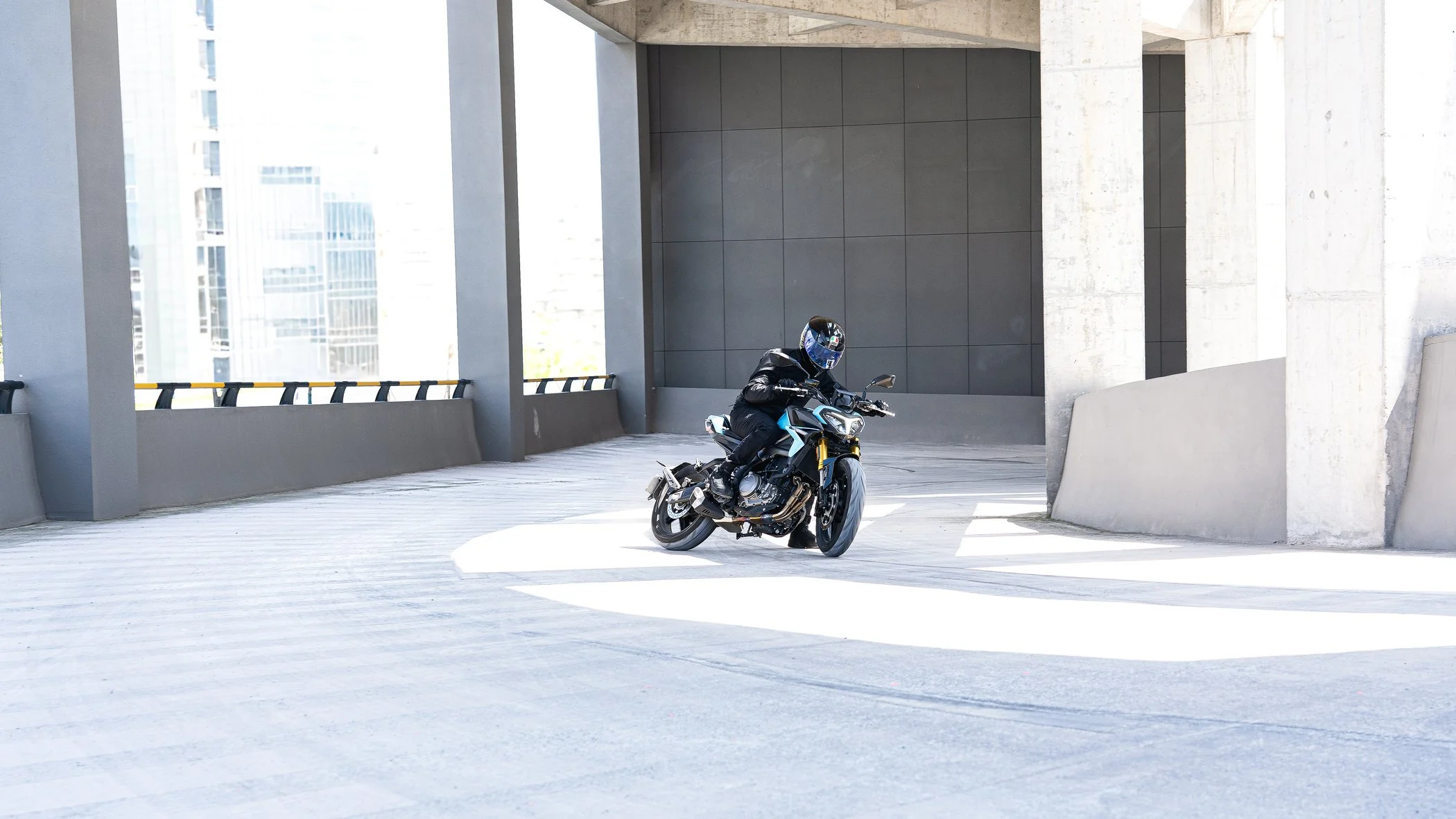Morbidelli F352 - Image 19