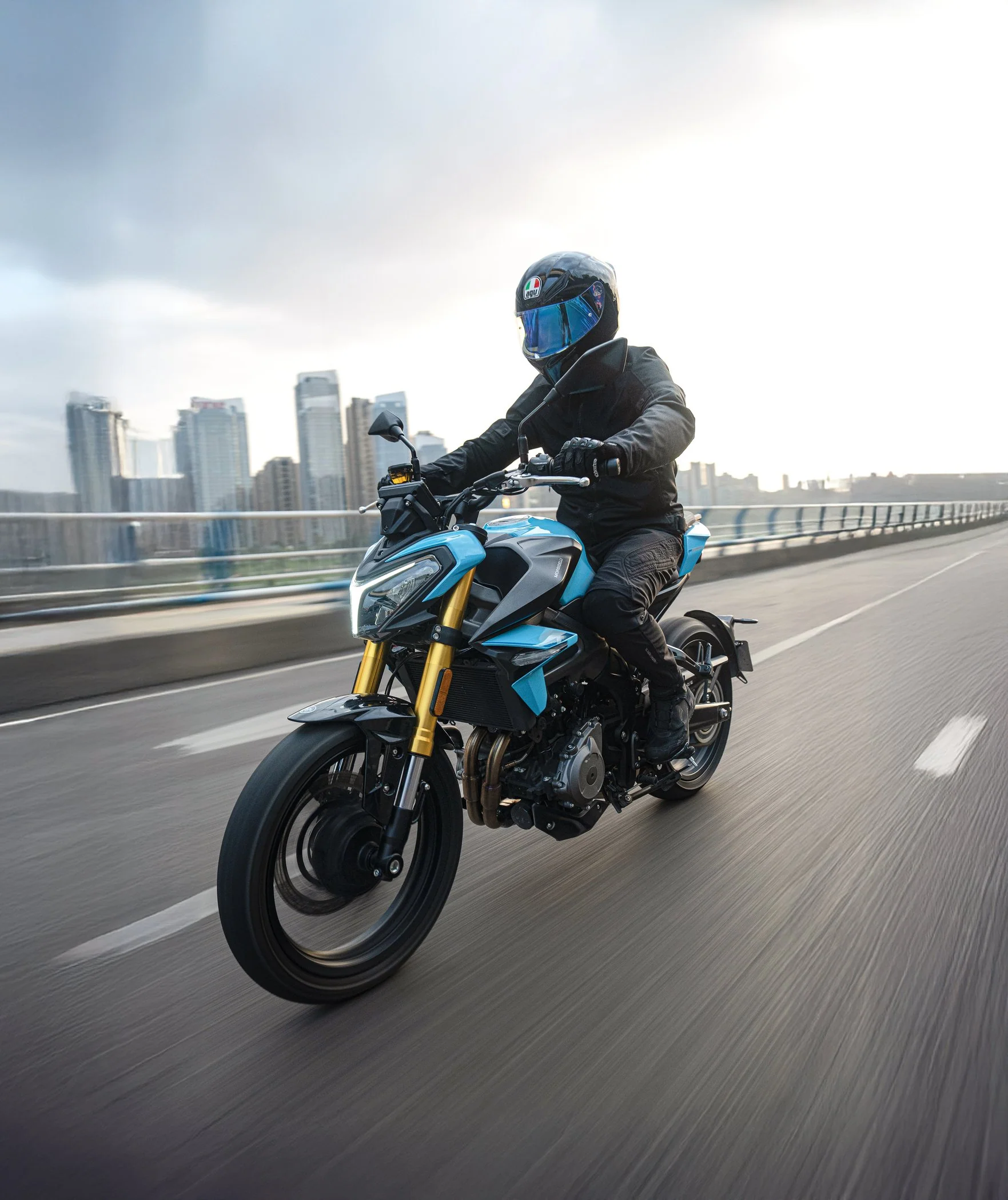 Morbidelli F352 - Image 20