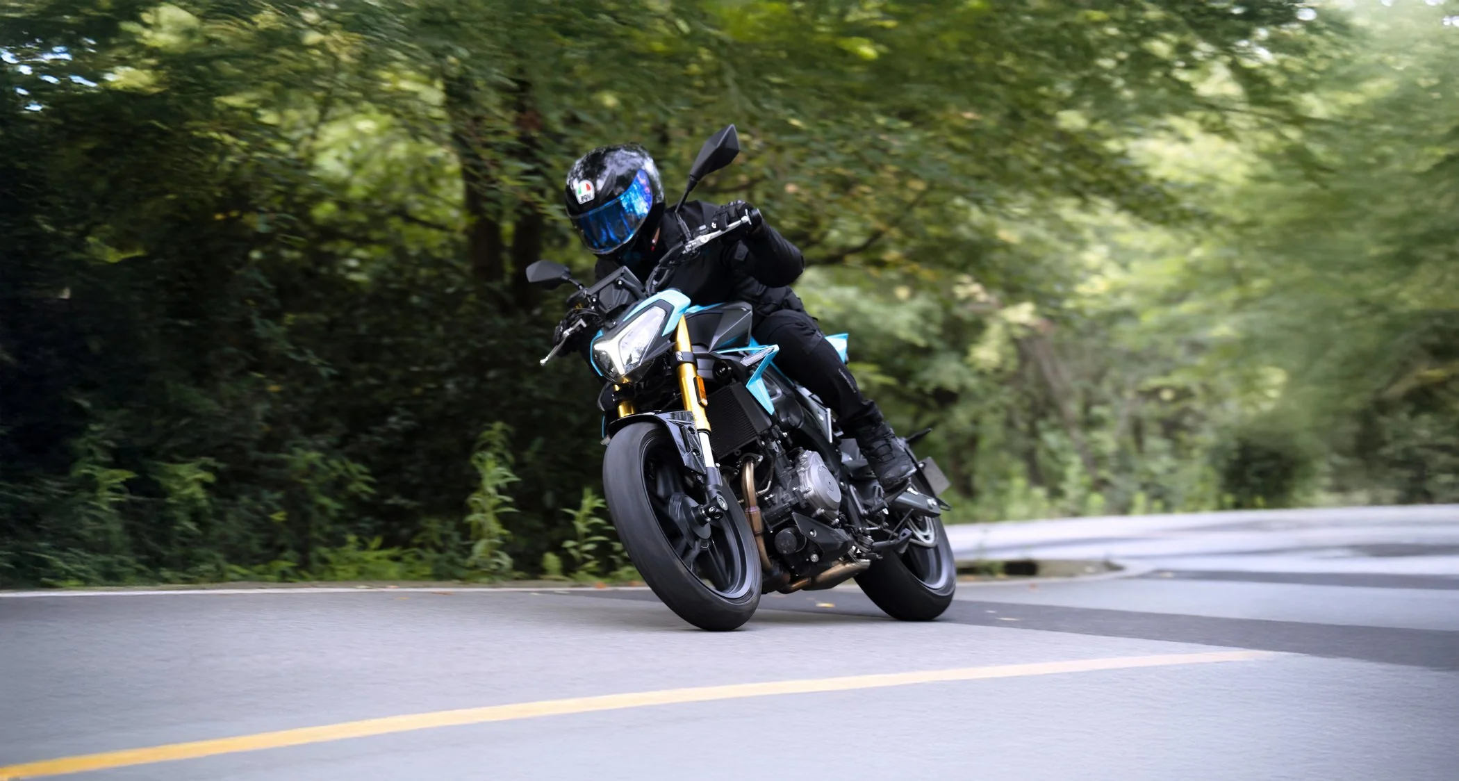 Morbidelli F352 - Image 24