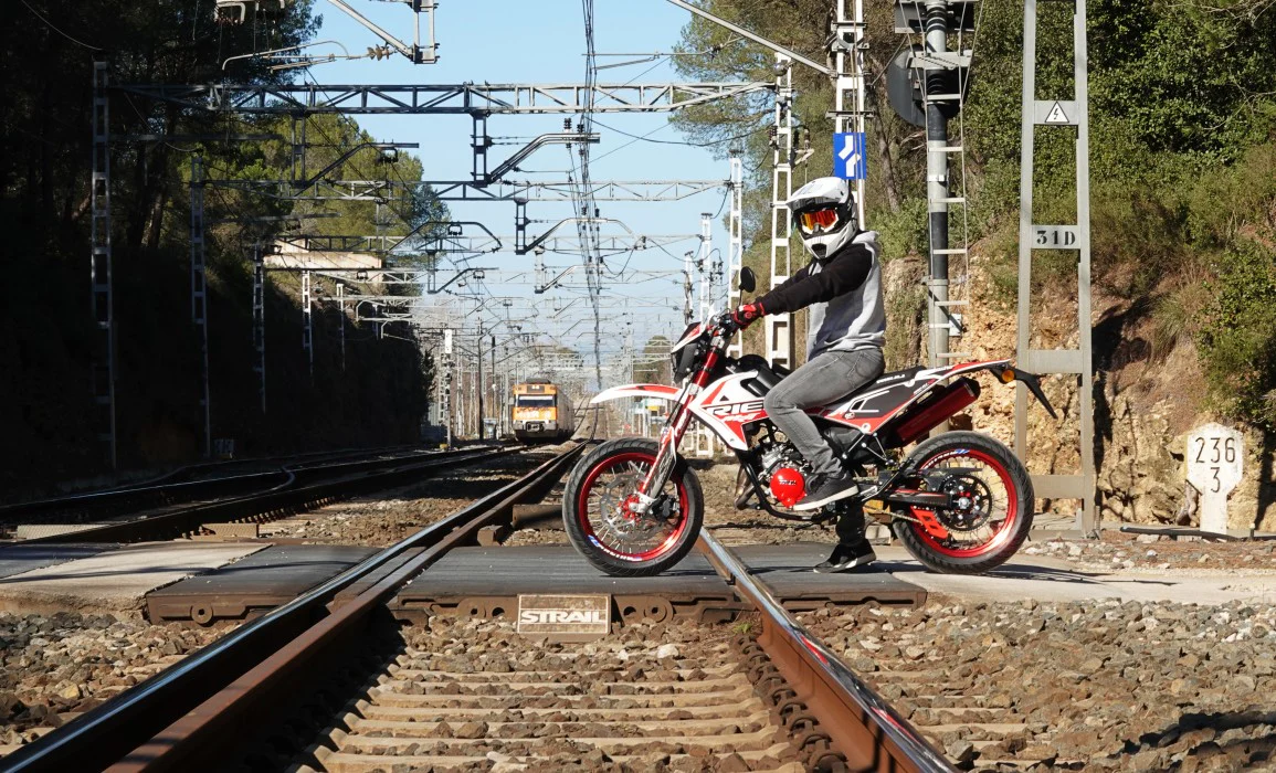 Rieju MRT 50 SM TROPHY - Image 3